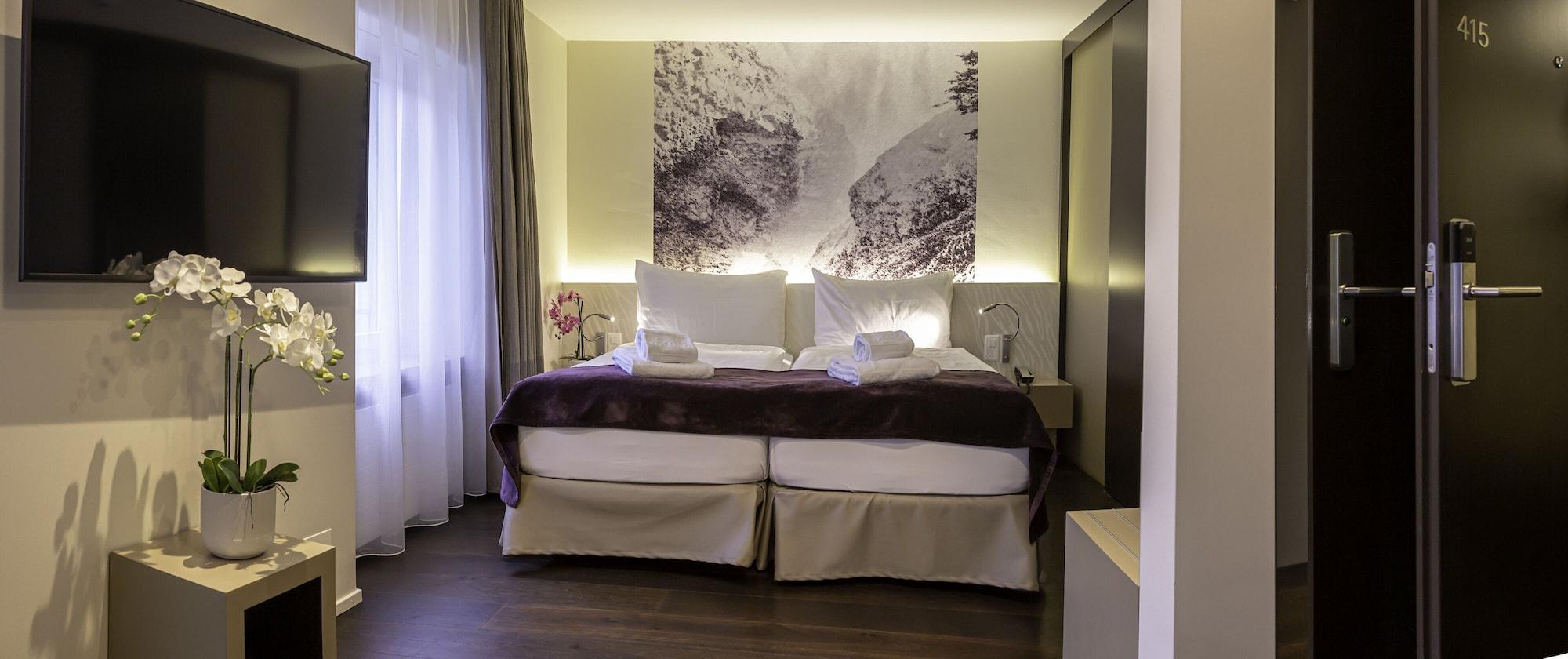 Cascada Boutique Hotel 4*